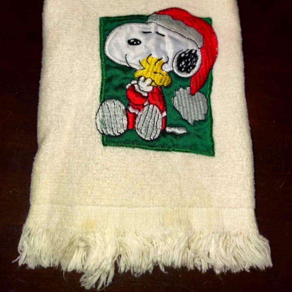 Y2k PEANUTS SANTA SNOOPY & WOODSTOCK FINGERTIP TOWEL Retro Rare!